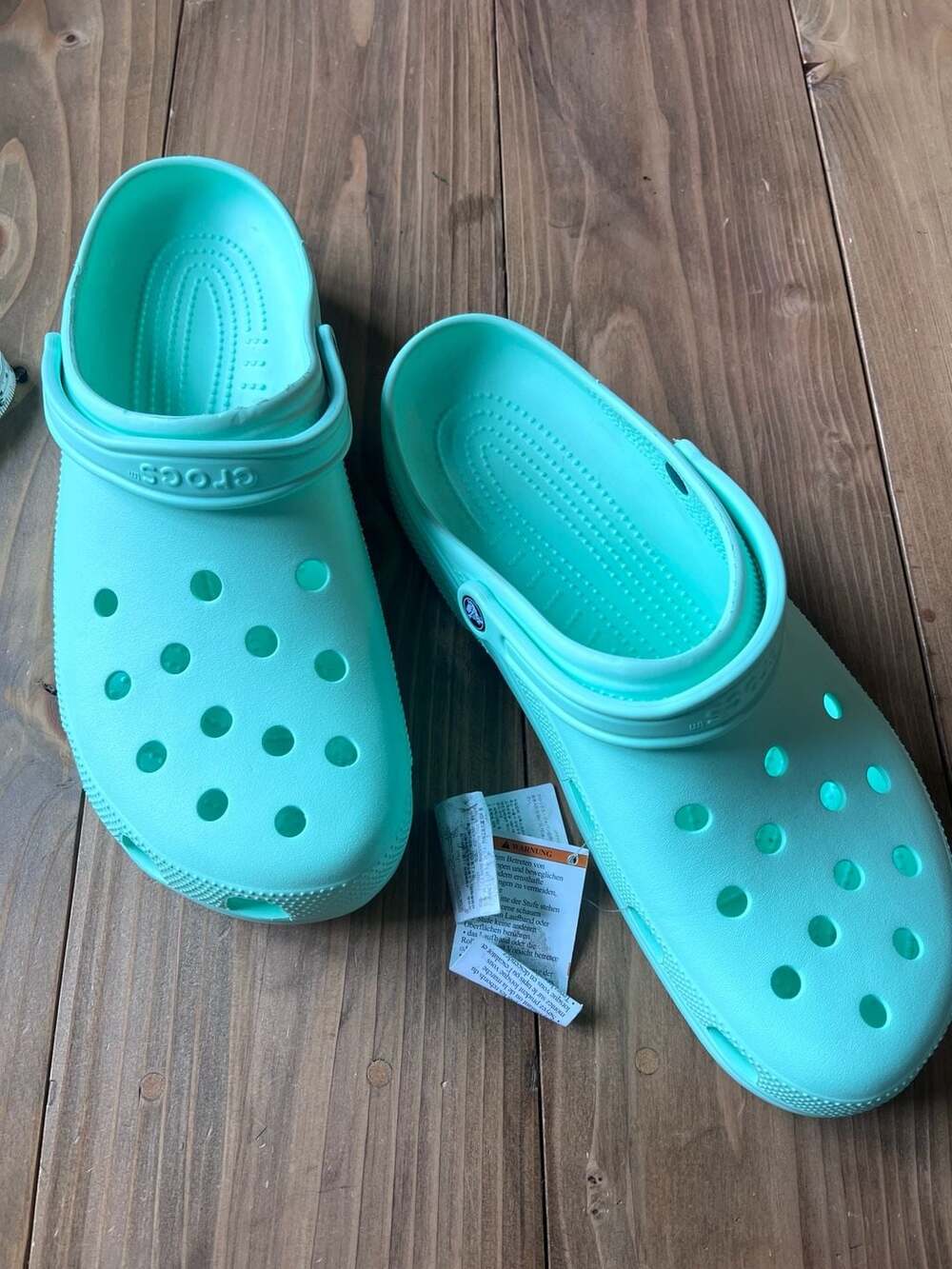 Crocs Classic Clog light green Sandals NWT M17